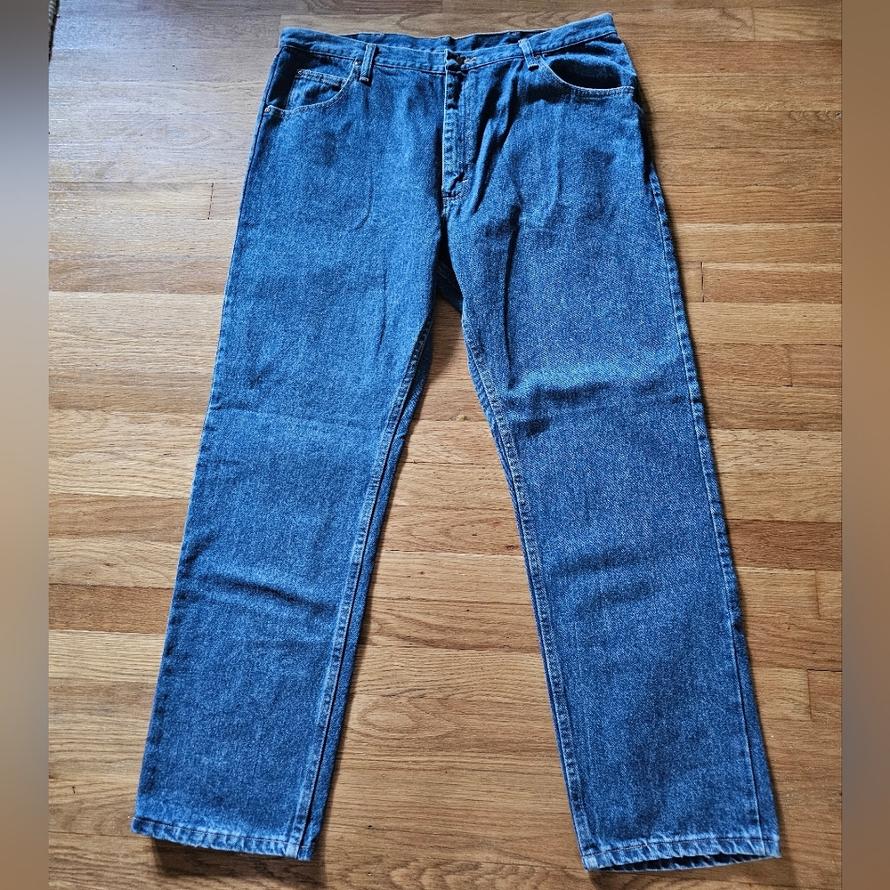 Wrangler Straight Leg Jeans Men's Size 40" Waist X 30" Inseam Length NWT